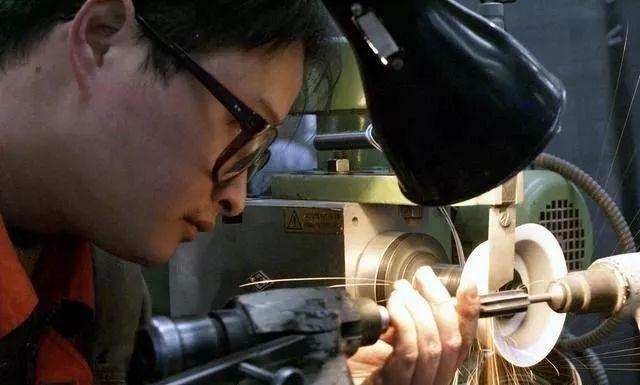 機(jī)加工和CNC技術(shù)員，這兩者有區(qū)分嗎 (圖2)